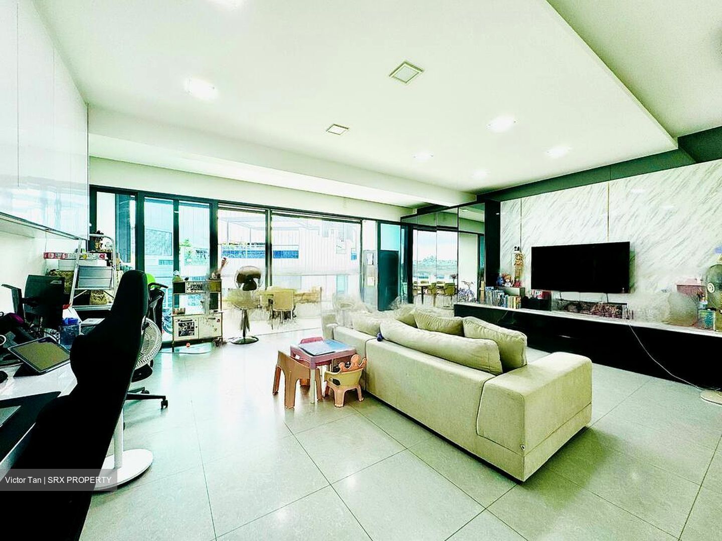 The Beverly (D21), Apartment #453597591